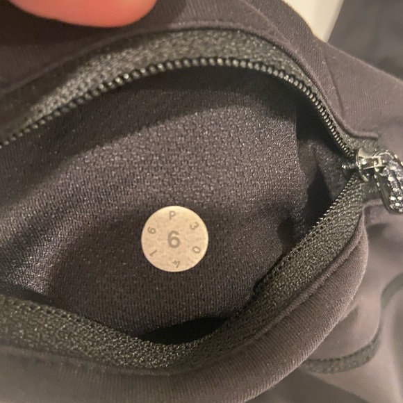 Lululemon |  Speed Tight - Picture 5 of 7